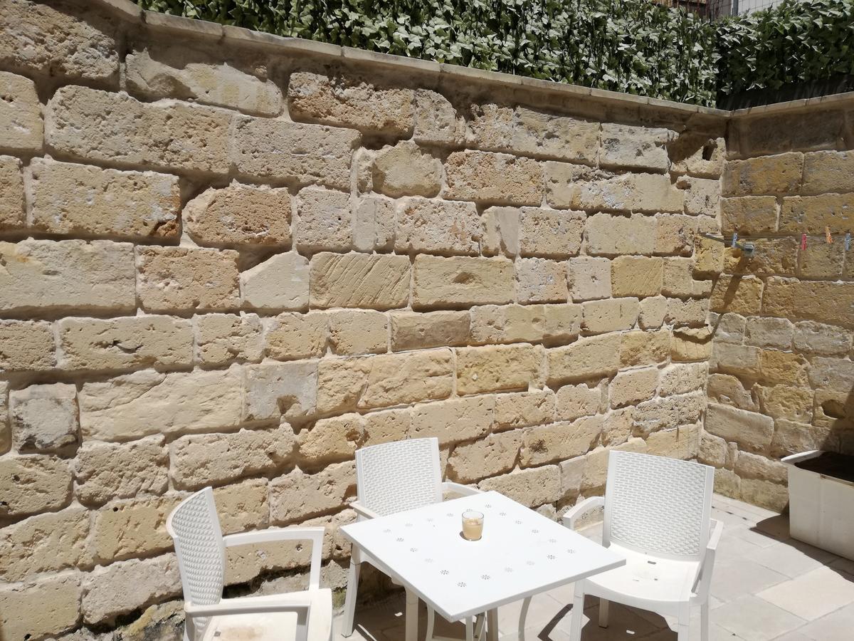 Dimora La Corte Lecce Kültér fotó